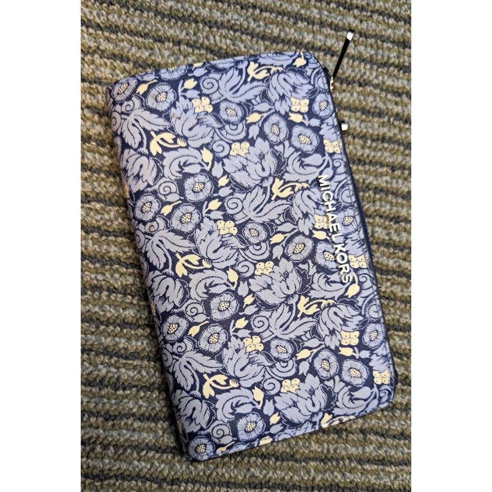 Michael Kors Jet Set Travel Double Zip Phone Wallet Wristlet Blue Floral Vintage